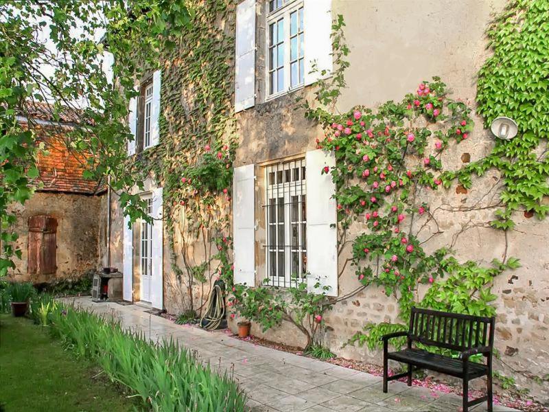 Le Clos Du Gue Pressac Екстериор снимка